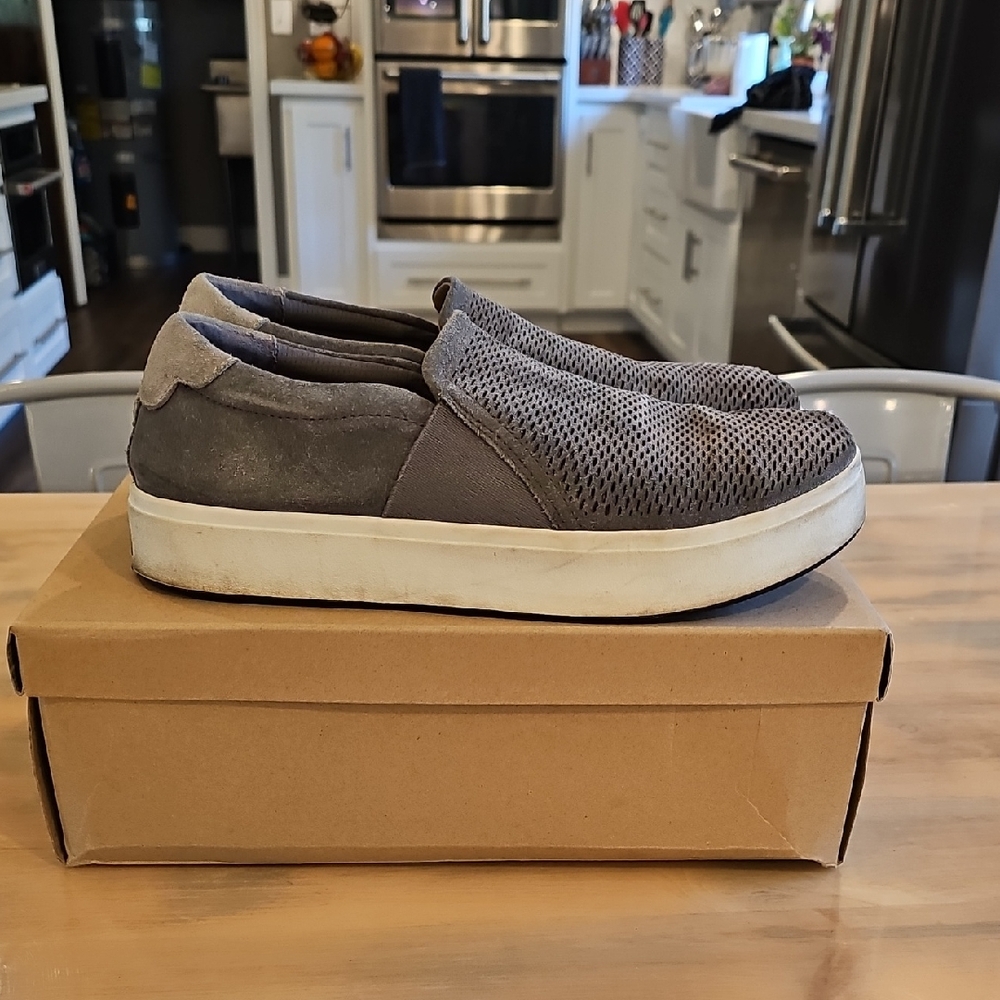 Dr. Scholl's Women's Gray Slip-On Shoes